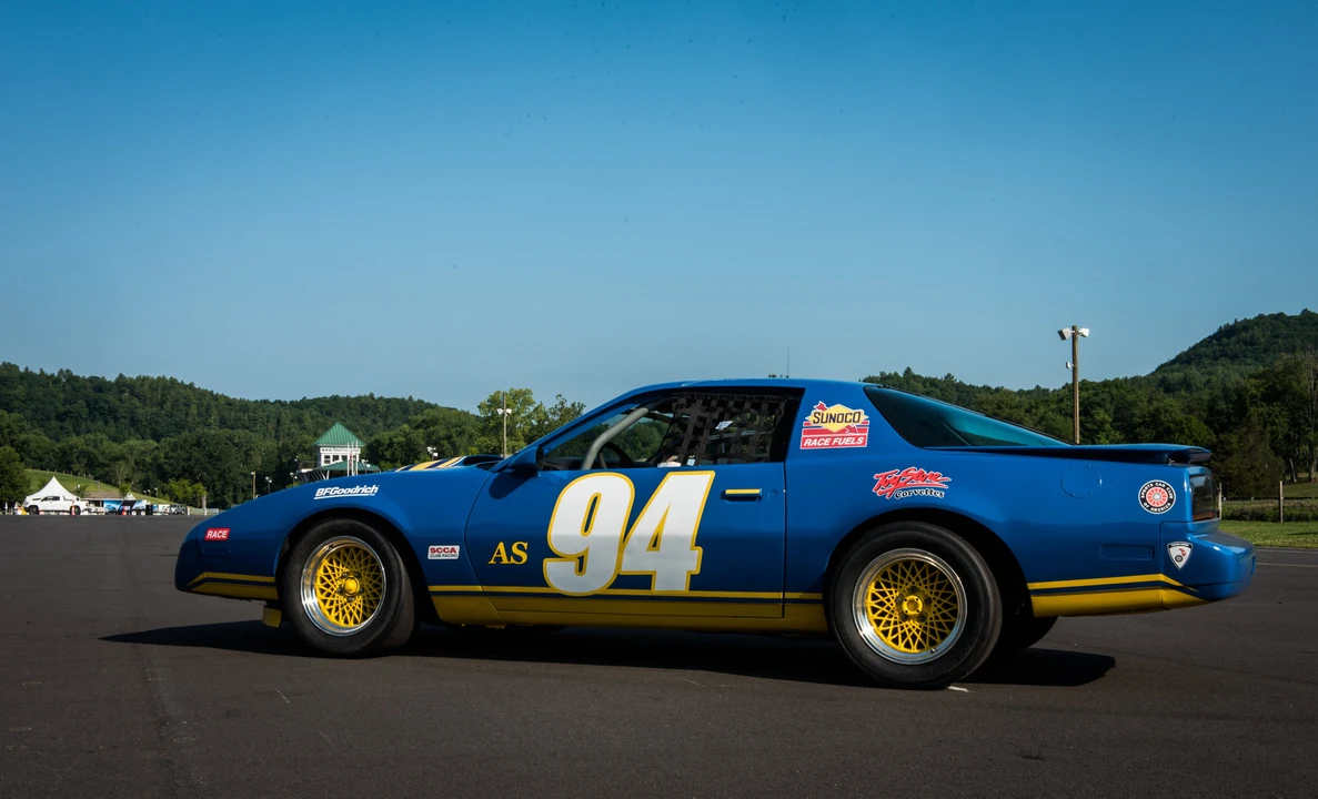 1990 Pontiac Firebird Trans Am 3rd Gen - Image 6 of 31