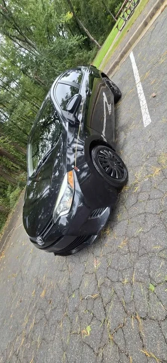 2014 Toyota Corolla 11th Gen - Image 2 of 10