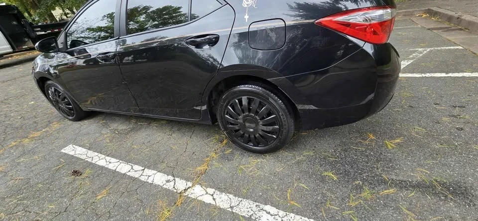 2014 Toyota Corolla 11th Gen - Image 6 of 10