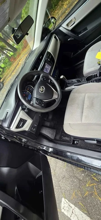 2014 Toyota Corolla 11th Gen - Image 5 of 10