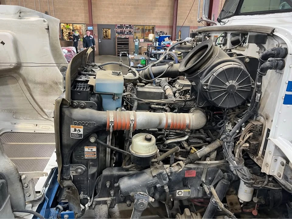 Peterbilt - Image 5 of 6