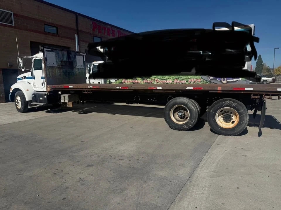 2011 Peterbilt - Image 4 of 6