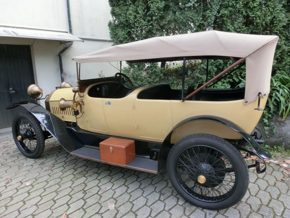 Peugeot - Image 3 of 9