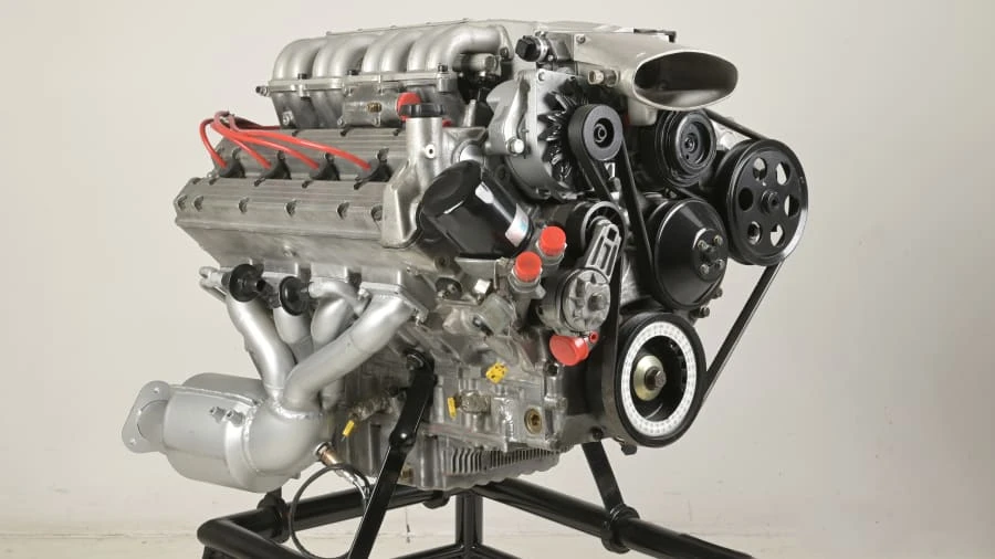 Lotus - Image 20 of 24