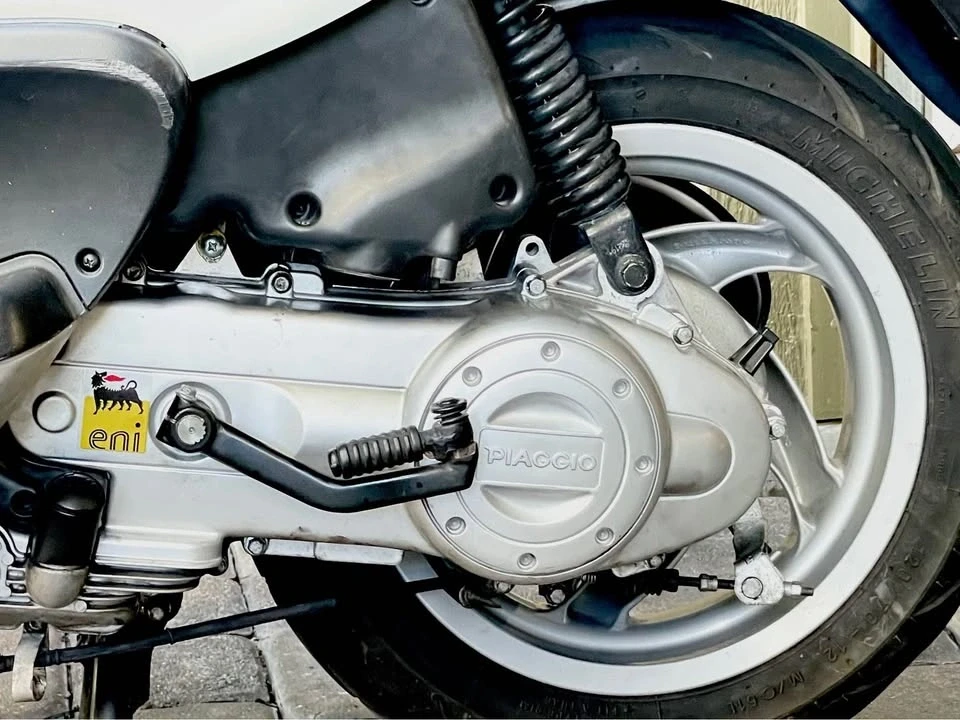 Piaggio - Image 7 of 10