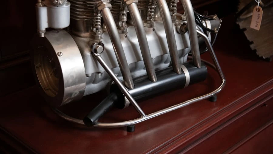 Pierce-Arrow - Image 4 of 16