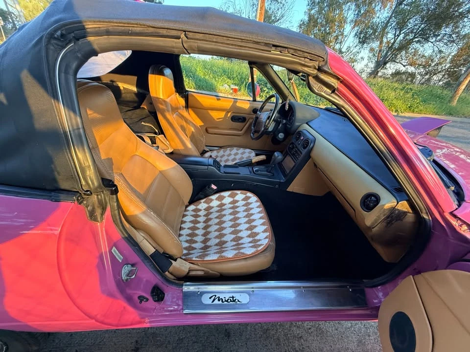 1991 Mazda NA MX-5 Miata - Image 9 of 11