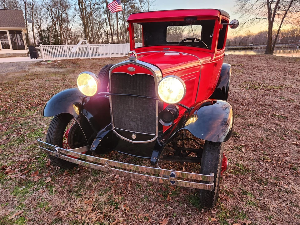 1931 Ford Model A Pickup & Model AA - Image 2 of 31