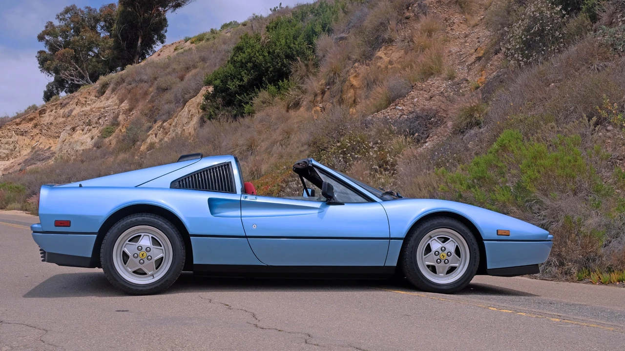 1989 Ferrari 328 GTS - Image 10 of 31