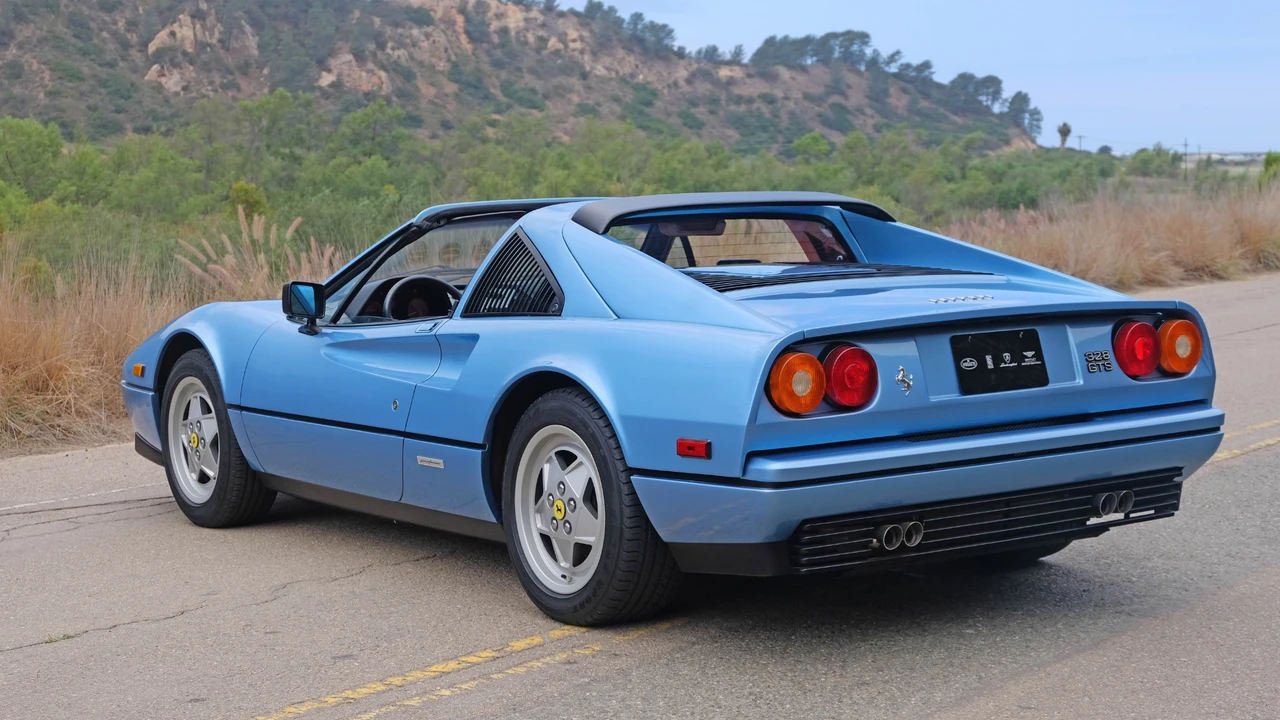 1989 Ferrari 328 GTS - Image 7 of 31