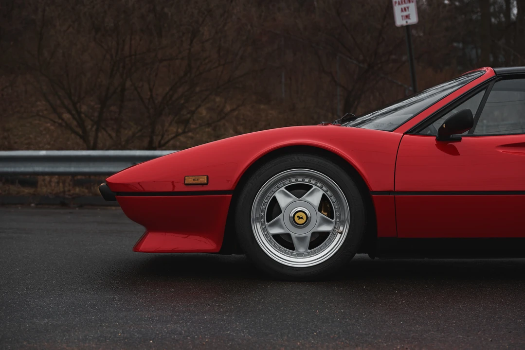 1985 Ferrari 308 GTS QV - Image 26 of 31