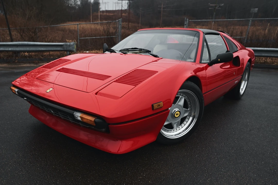 1985 Ferrari 308 GTS QV - Image 3 of 31