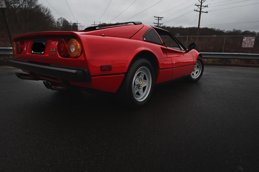 1985 Ferrari 308 GTS QV - Image 15 of 31