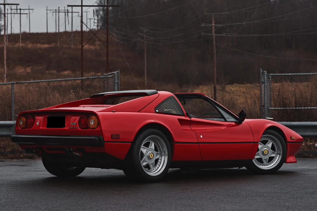 1985 Ferrari 308 GTS QV - Image 18 of 31