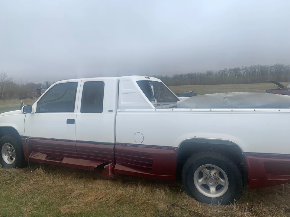 2000 Chevrolet C/K 4th Gen - Image 11 of 15