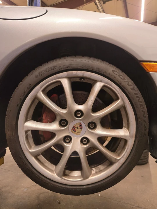 2002 Porsche 996 Carrera 4S - Image 12 of 31