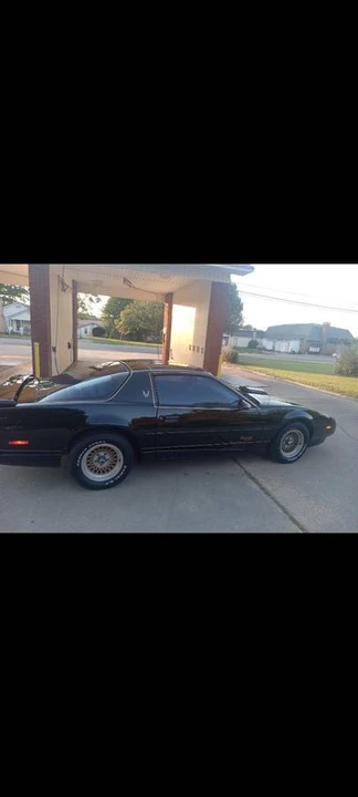 1991 Pontiac Firebird 3rd Gen - Image 2 of 18