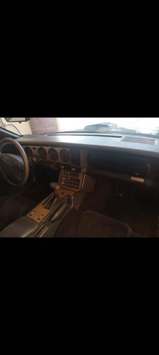 1991 Pontiac Firebird 3rd Gen - Image 17 of 18