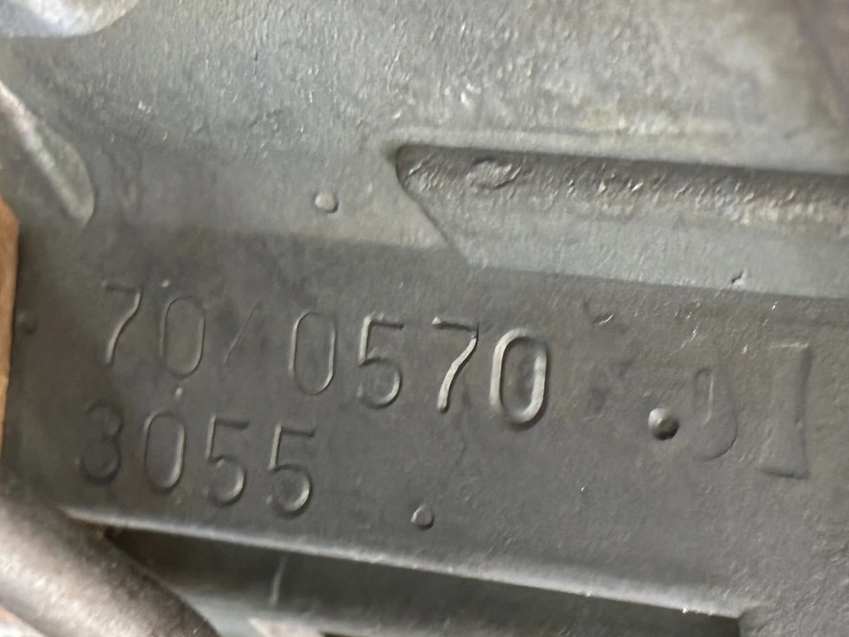 Parts & Memorabilia Engines - Image 17 of 25