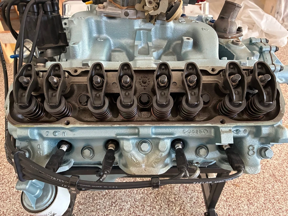 Parts & Memorabilia Engines - Image 8 of 25