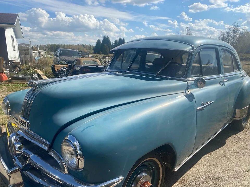 1951 Pontiac Chieftain - Image 2 of 3