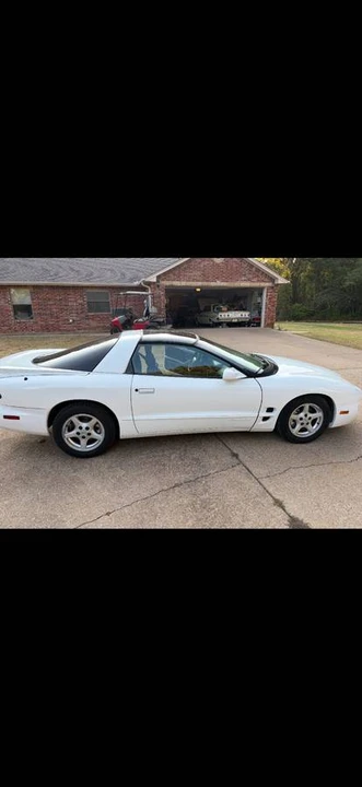 2002 Pontiac Firebird 4th Gen - Image 2 of 5