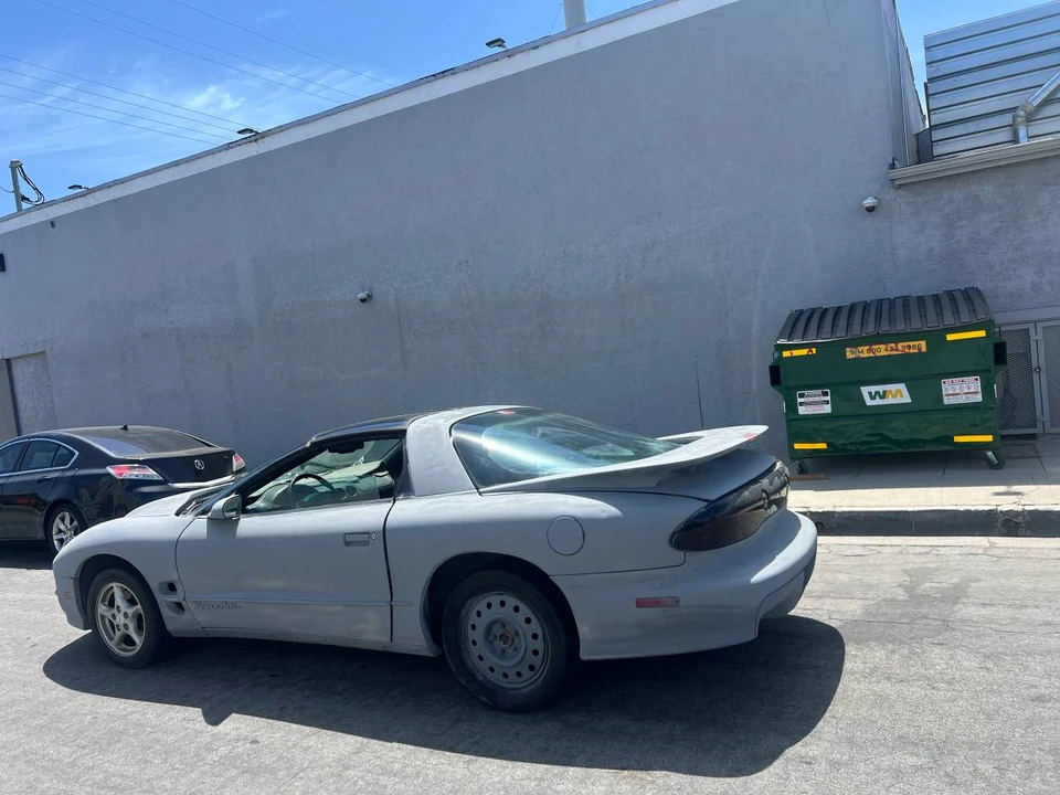 2000 Pontiac Firebird Trans Am 4th Gen - Image 4 of 10