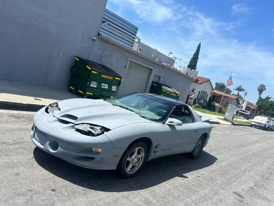 2000 Pontiac Firebird Trans Am 4th Gen - Image 5 of 10