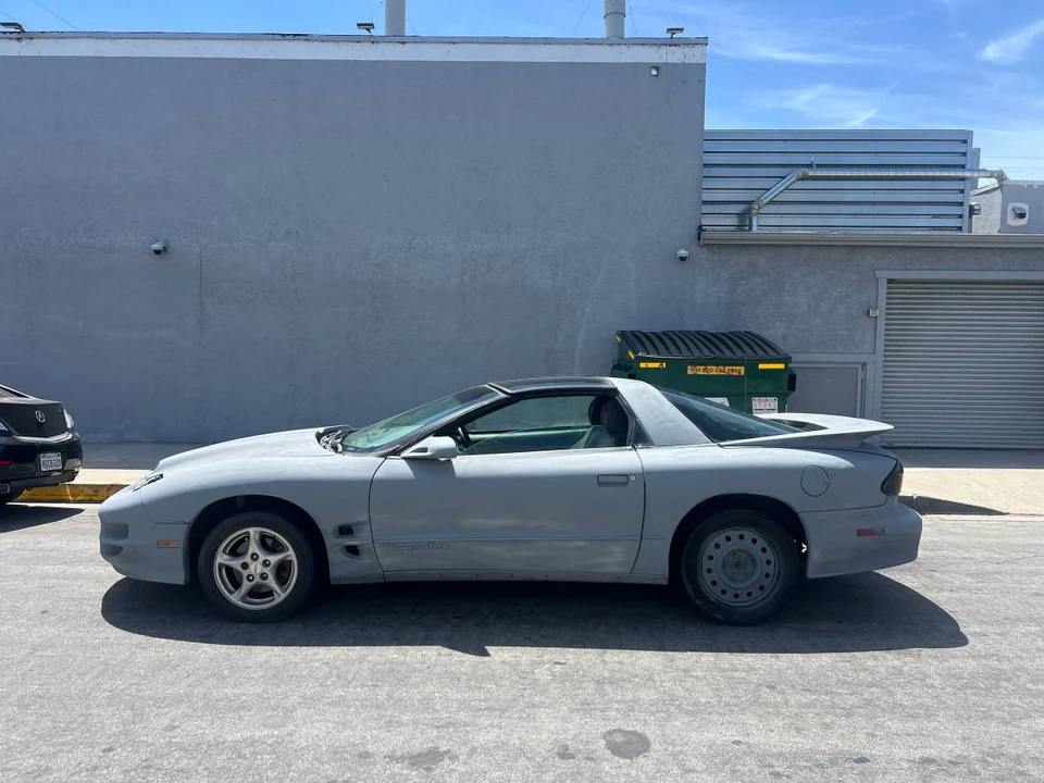 2000 Pontiac Firebird Trans Am 4th Gen - Image 6 of 10
