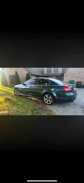 Pontiac G8 - Image 2 of 7