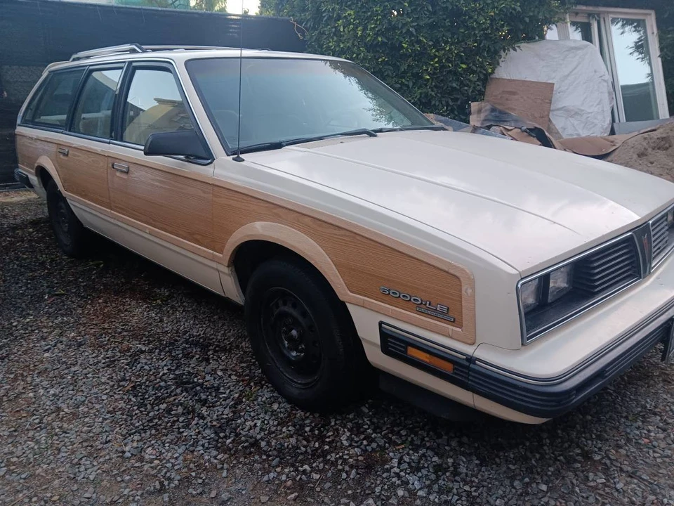 1985 Pontiac Firebird 3rd Gen - Image 3 of 9
