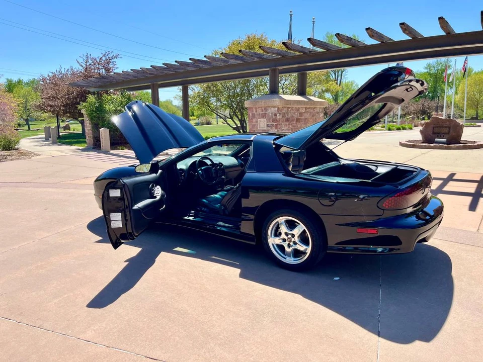 2002 Pontiac Firebird Trans Am 4th Gen - Image 23 of 24