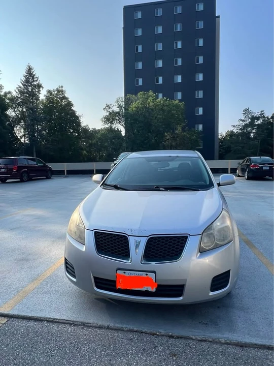 2009 Pontiac Vibe - Image 8 of 10