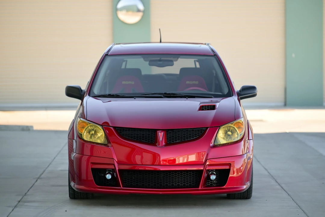 Pontiac Vibe - Image 10 of 31