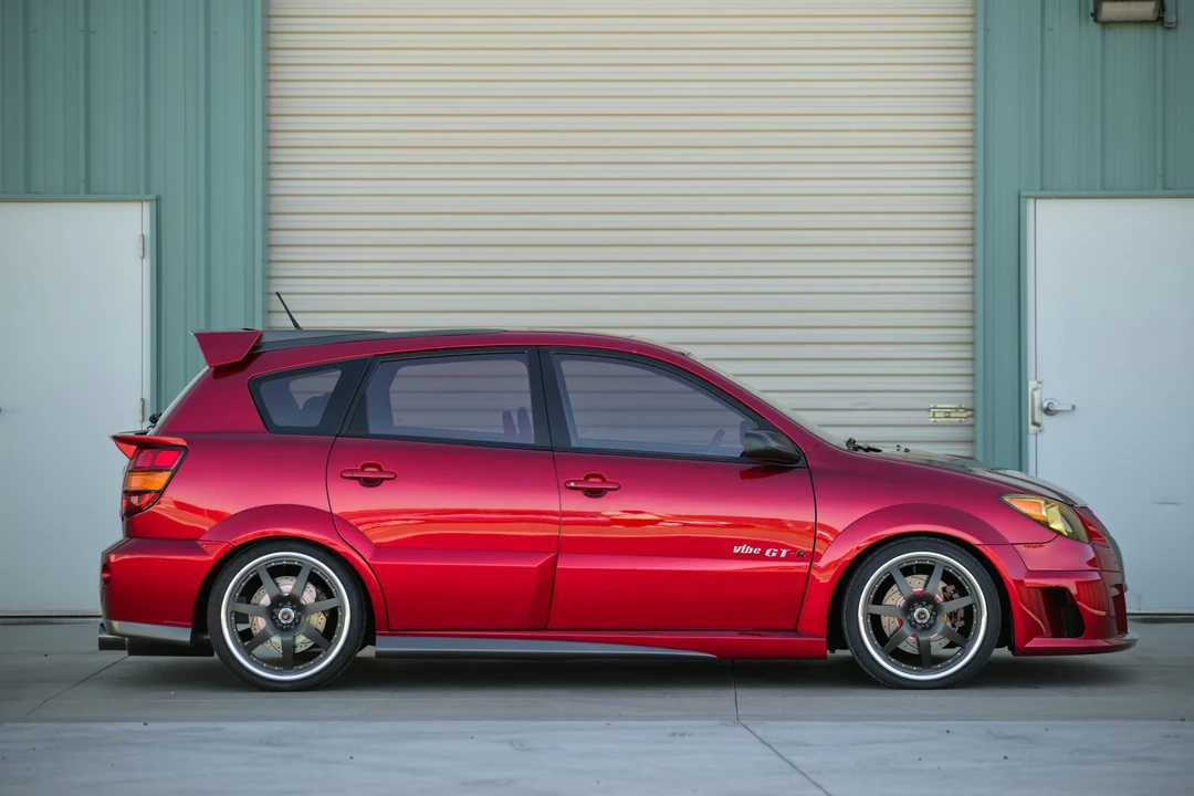 Pontiac Vibe - Image 19 of 31