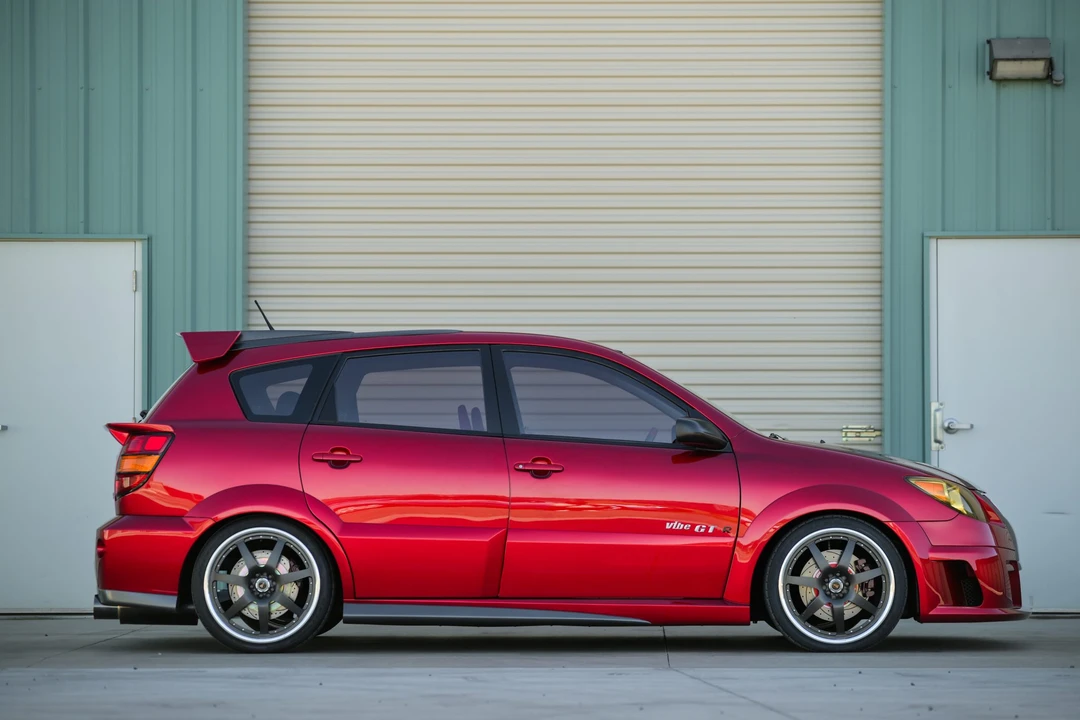 Pontiac Vibe - Image 20 of 31