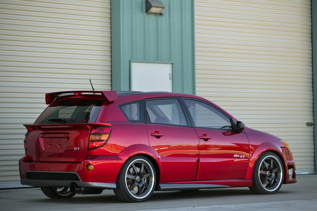 Pontiac Vibe - Image 24 of 31