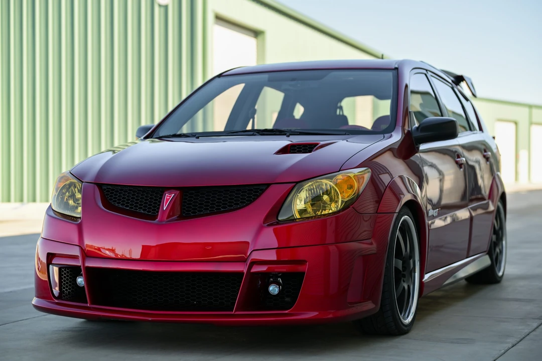 Pontiac Vibe - Image 5 of 31