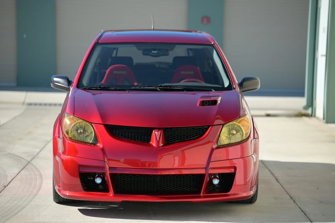 Pontiac Vibe - Image 7 of 31