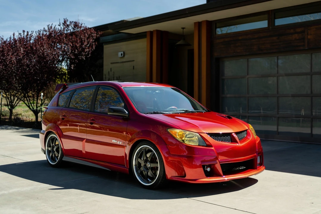 Pontiac Vibe - Image 3 of 31