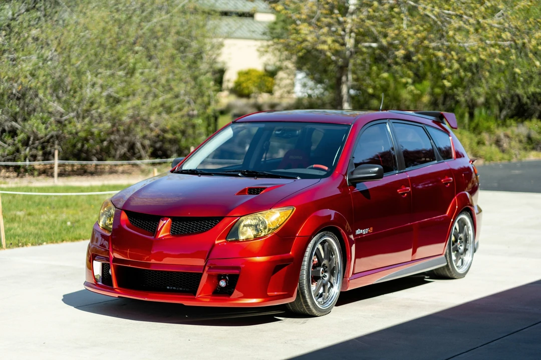 Pontiac Vibe - Image 12 of 31