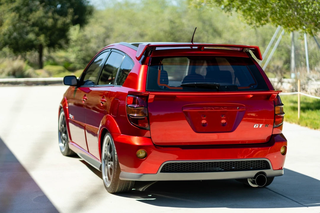 Pontiac Vibe - Image 17 of 31