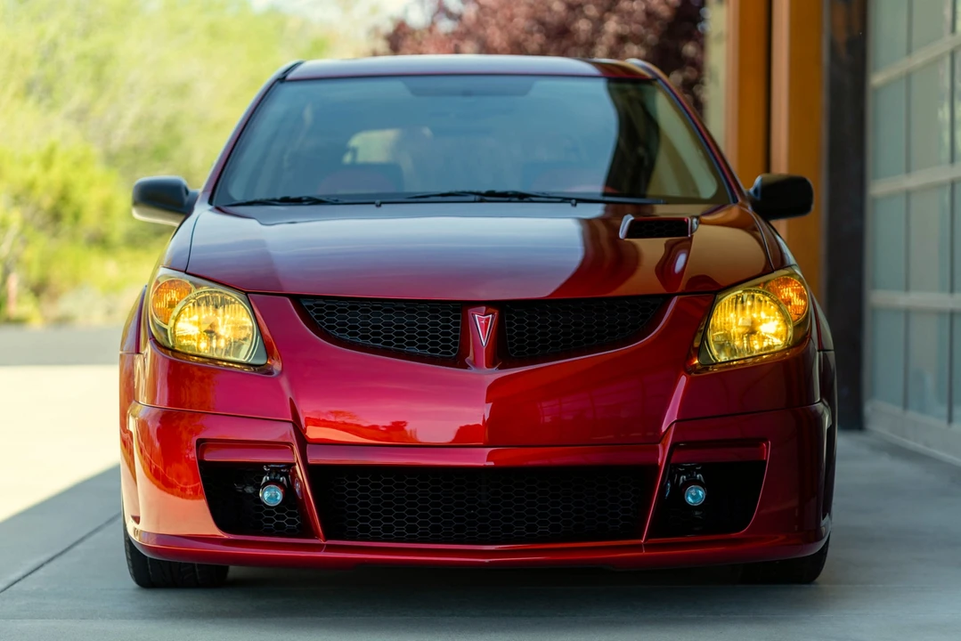 Pontiac Vibe - Image 8 of 31