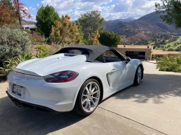 2016 Porsche 981 Boxster Spyder - Image 10 of 10