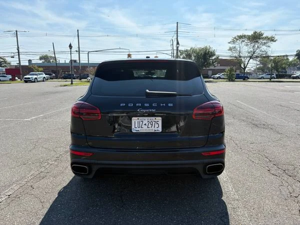 2017 Porsche 958 Cayenne - Image 3 of 18