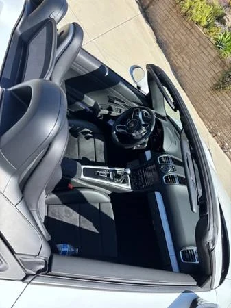 2016 Porsche 981 Boxster Spyder - Image 7 of 10