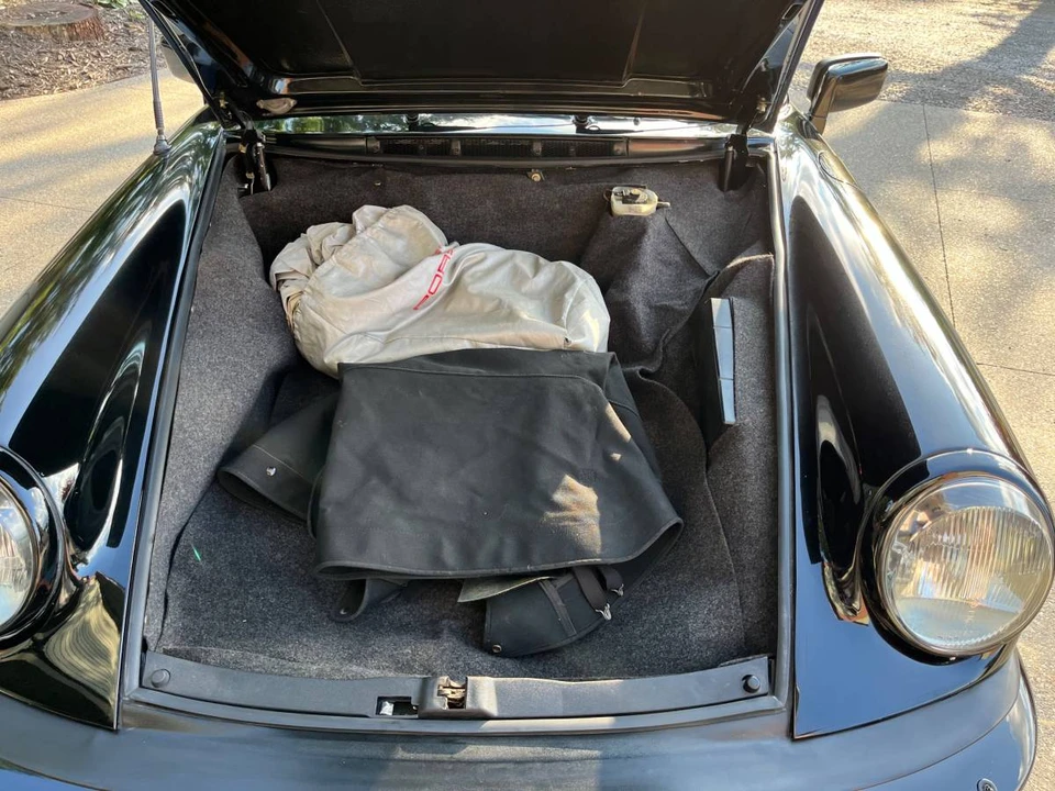 1984 Porsche 911 Carrera 3.2 - Image 19 of 22
