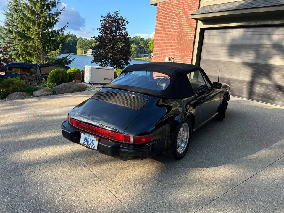 1984 Porsche 911 Carrera 3.2 - Image 2 of 22