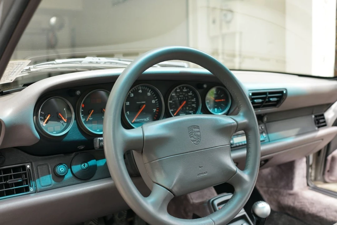 1997 Porsche 993 Carrera S - Image 15 of 31