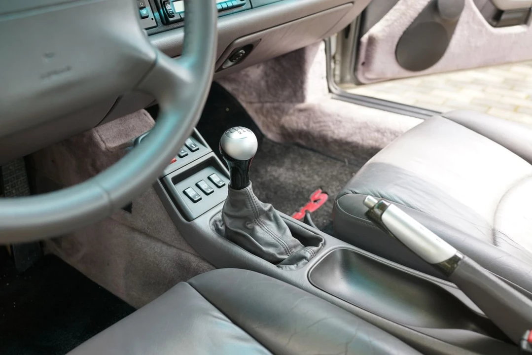 1997 Porsche 993 Carrera S - Image 17 of 31